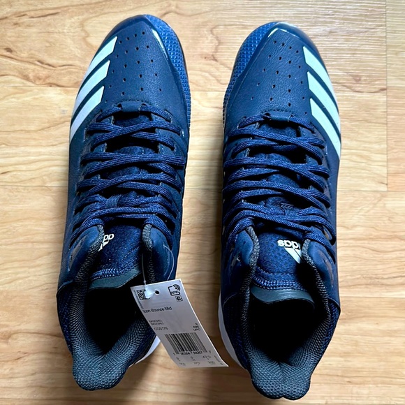 Addidas men’s baseball cleats - Picture 1 of 3